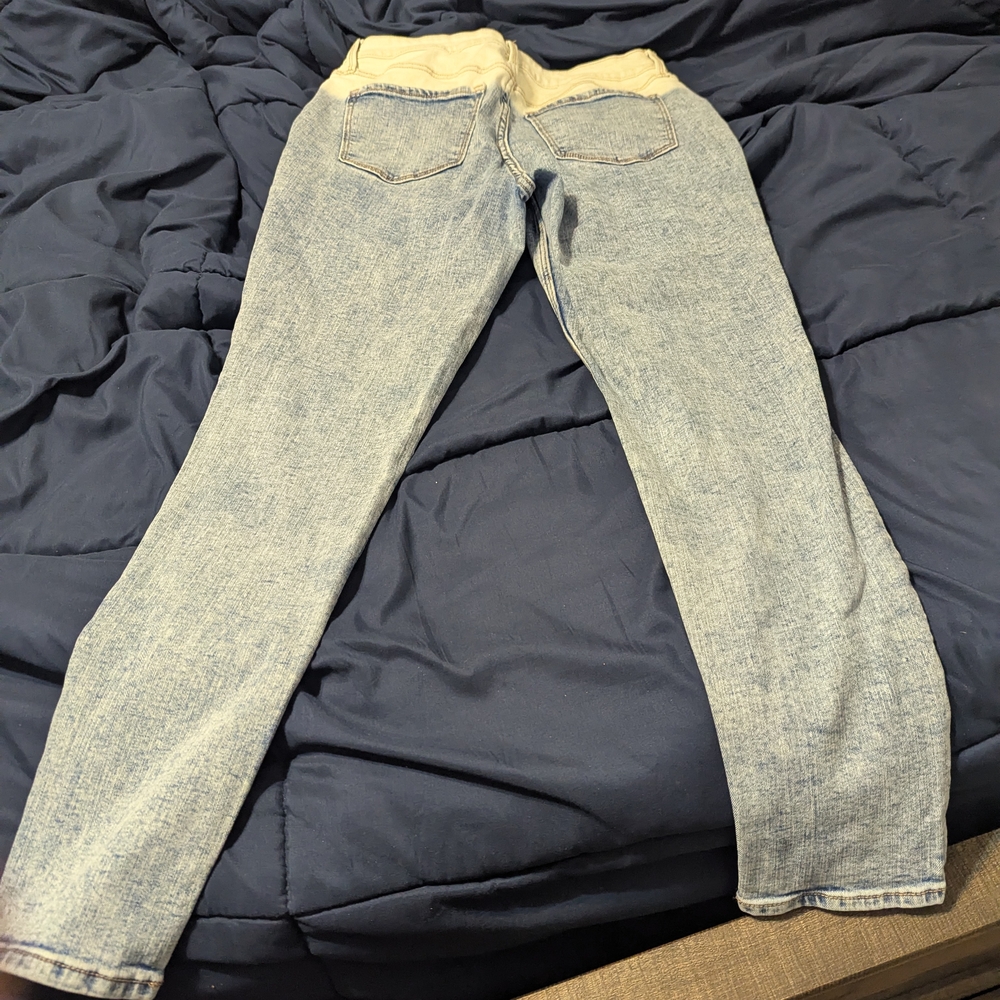 Old Navy Blue Boot Cut Jeans with Classic Style